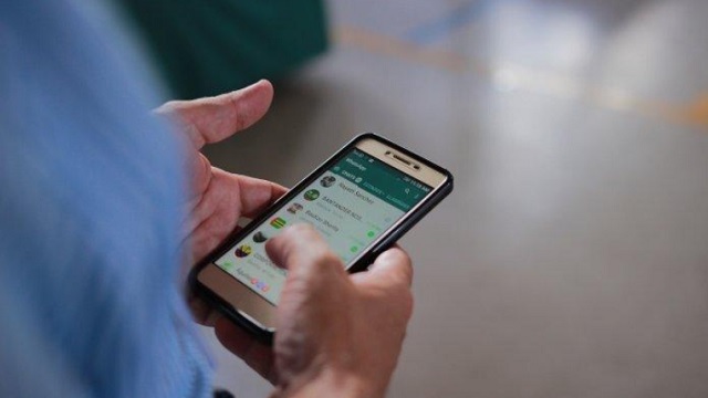 Kenapa WA Lemot Padahal Jaringan Bagus, Ini Solusinya