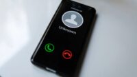 Kenapa Hp Tiba-tiba Menelpon Sendiri, Ini Penyebabnya