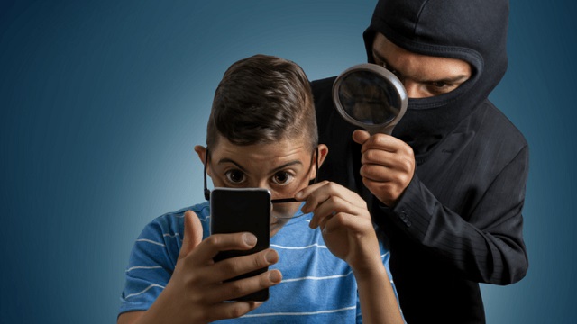 Cara Mengetahui Apakah Hp Kita Disadap, Waspada Tanda Ini.