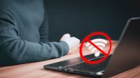 wifi tidak ada internet WiFi tersambung tapi tidak ada internet? Berikut cara mengatasi WiFi no internet di HP & laptop. Panduan praktis & solusi logis.